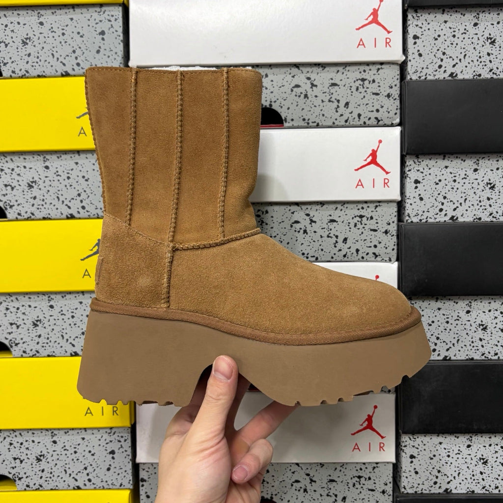 UGG Classic Zip Platform Boot – Women's Mid-Height Suede Boot with Gold Zipper in Chestnut