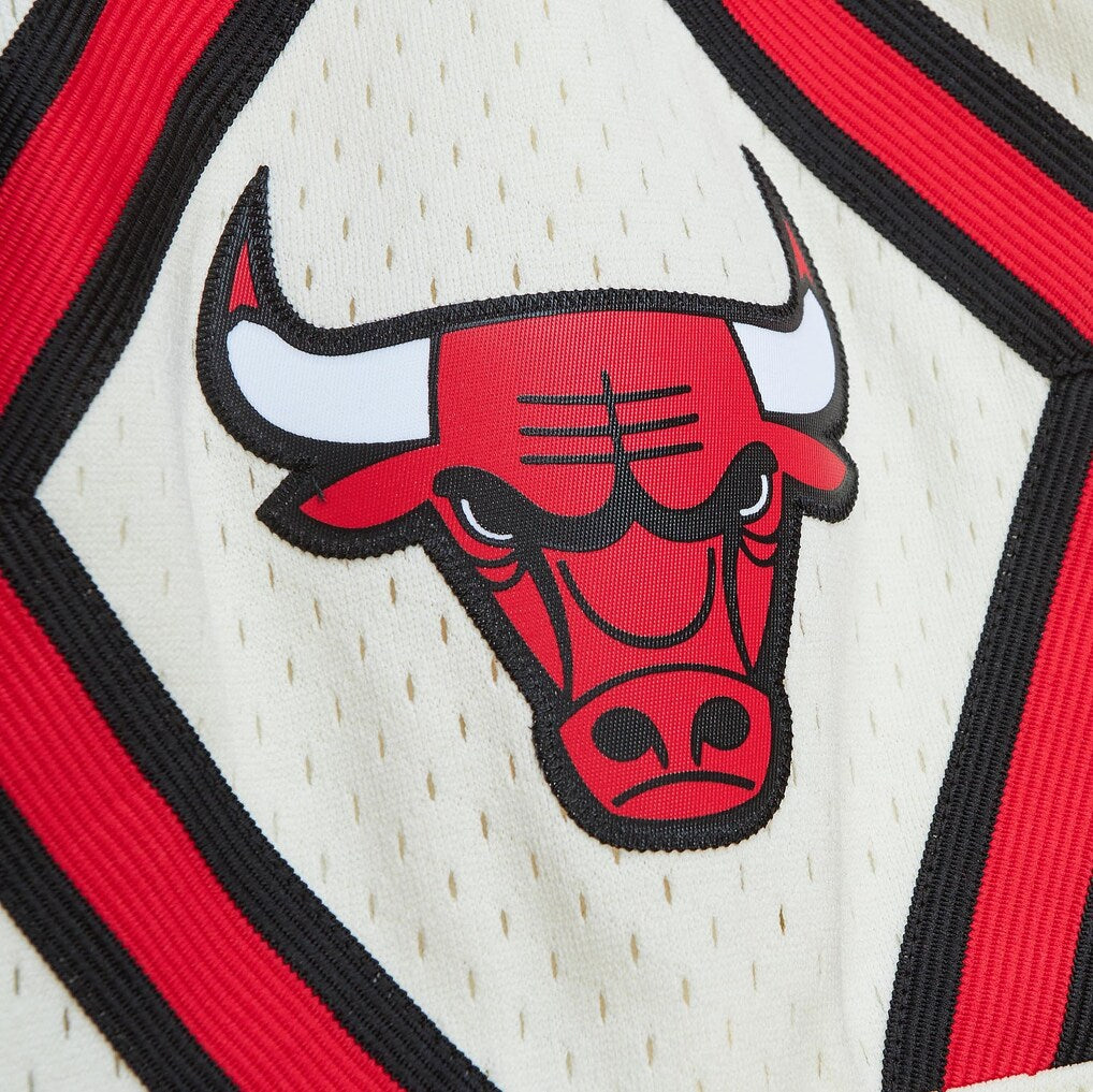 M&N Chicago Bulls '97 NBA Cream Swingman Short