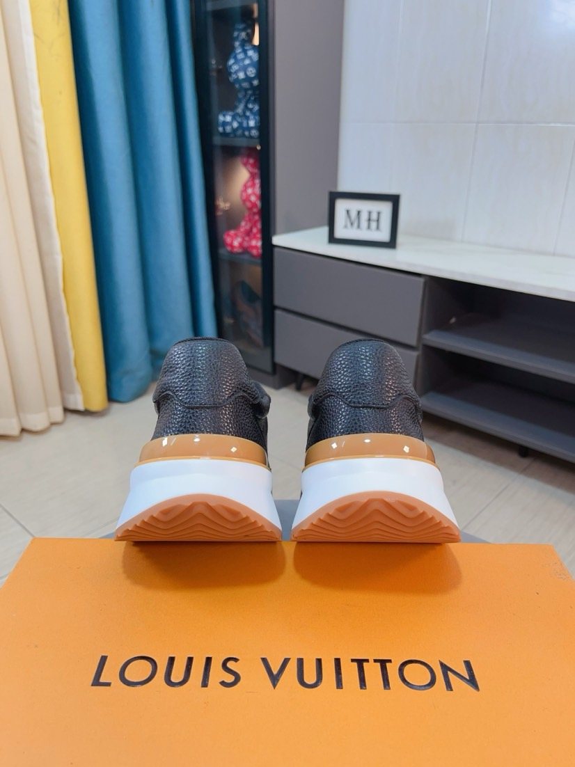 Louis Vuitton Men's Dark Brown Low-Top Sneakers