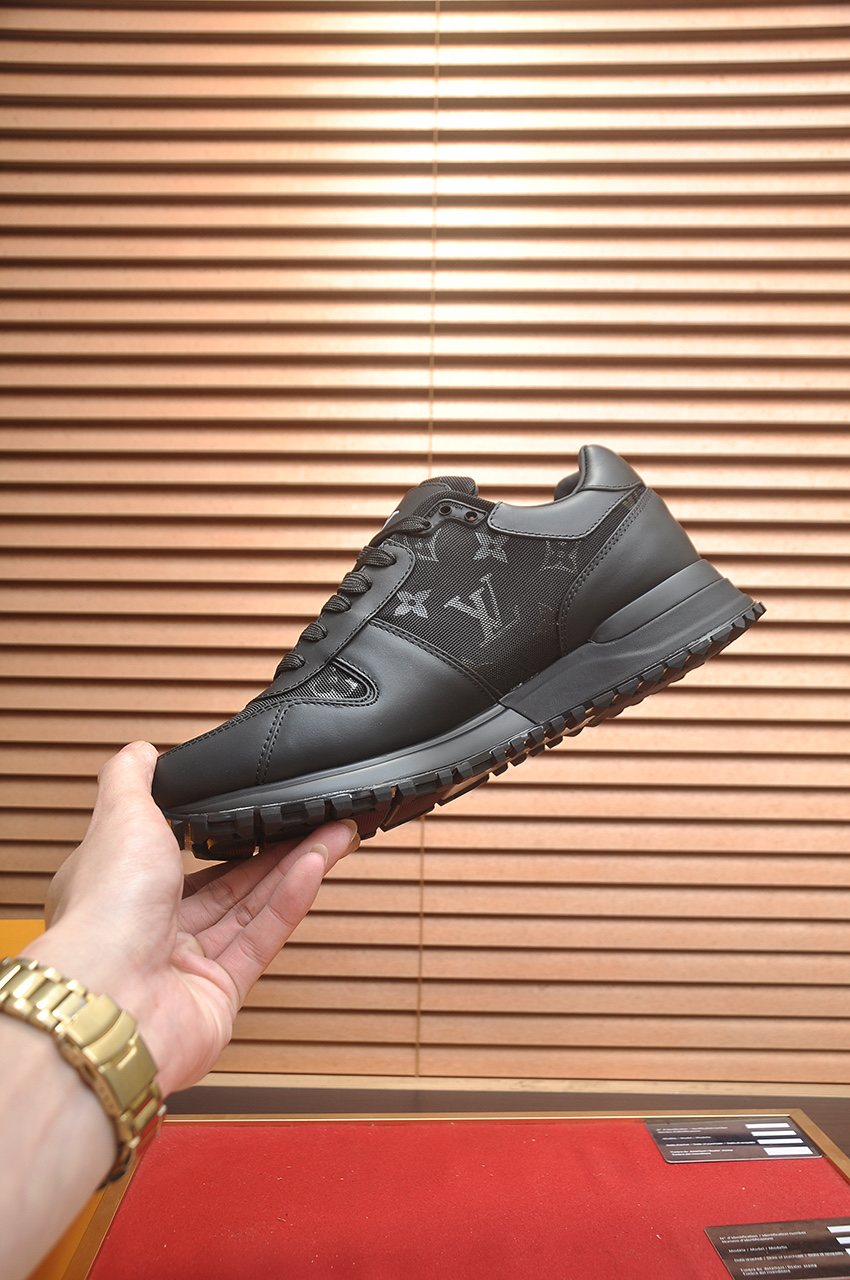 Louis Vuitton Monogram Low-Top Sneakers - Smooth Leather Upper