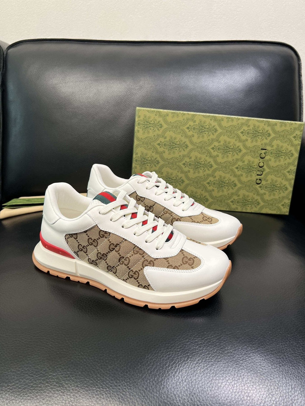 Gucci Men's Monogram Panel Low-Top Sneakers - Contrast Trim